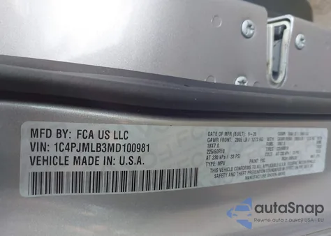 2021 Jeep Cherokee Altitude 4X4 z USA, uszkodzony, nr VIN 1C4PJMLB3MD100981